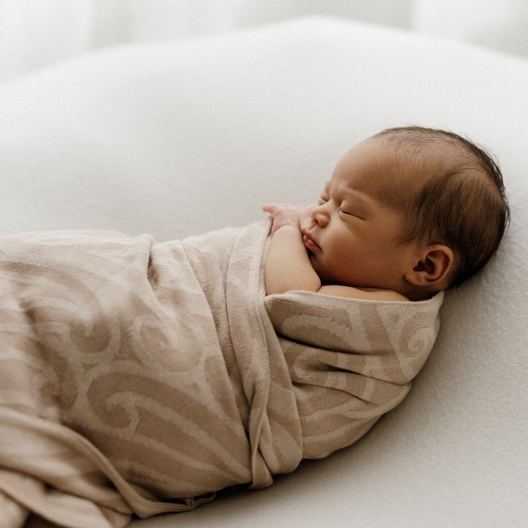 GOTS certified organic cotton, Baby blanket, maori baby blanket, Māori baby, Māori baby blanket, warm blanket, Neutral Blanket, beige, pram blanket, paraikete, heirloom blanket, organic cotton, woven, pēpi, baby, pepe
