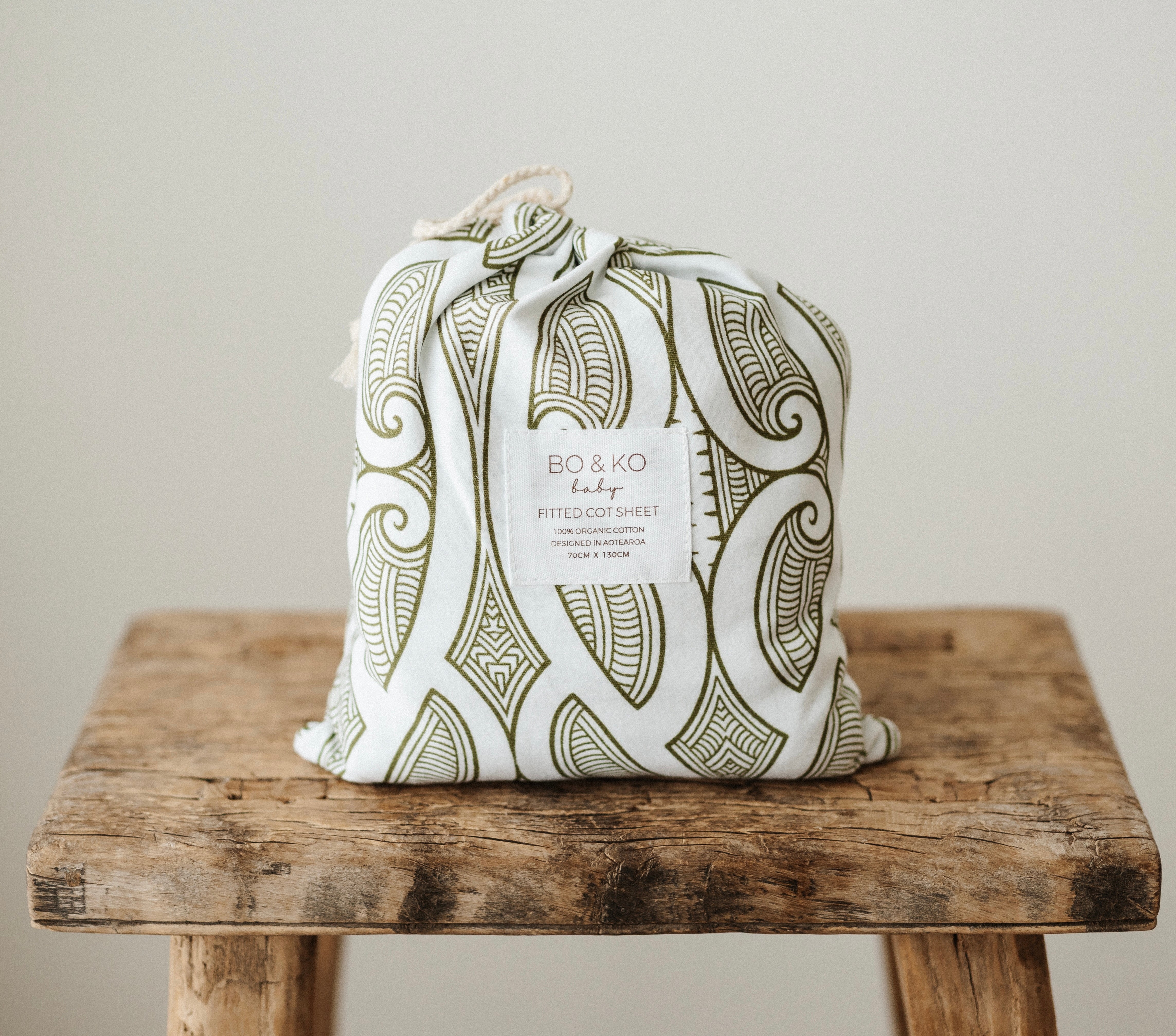 Māori cot sheet, koru cot sheet, Māori baby, maori, cultural baby, cot sheet, pepe cot sheet, pēpi cot sheet, koru, Māori baby