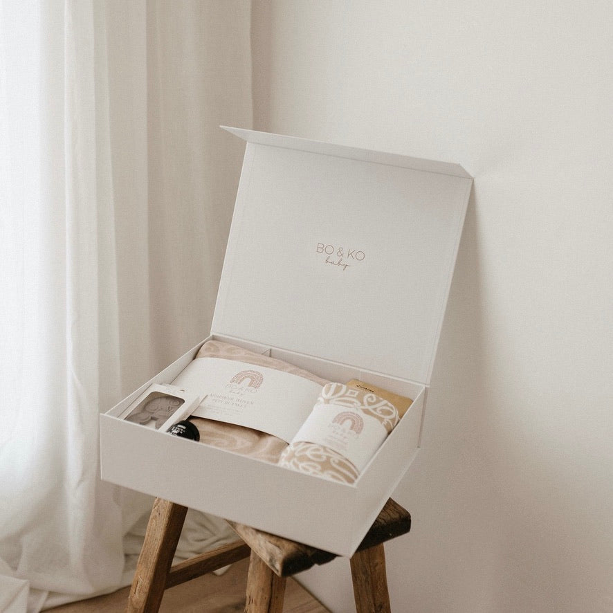 gift box, mama and baby gift, gifting, Māori Māmā, newborn gift, new māmā gift, cultural gift, lactation, rongoa