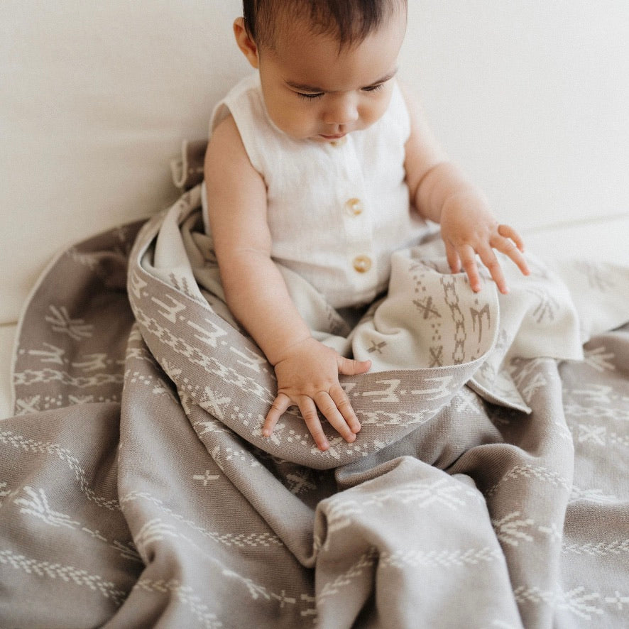 GOTS certified organic cotton, Baby blanket, poly baby blanket, baby, pacific island baby blanket, warm blanket, Neutral Blanket, beige, pram blanket, paraikete, heirloom blanket, organic cotton, woven, pēpi, baby, pepe, samoan baby, tongan baby, cook island baby, niue baby, fiji baby, island baby, nesian baby, polynesian baby, polynesian baby blanket, cultural baby blanket, pacific island baby products