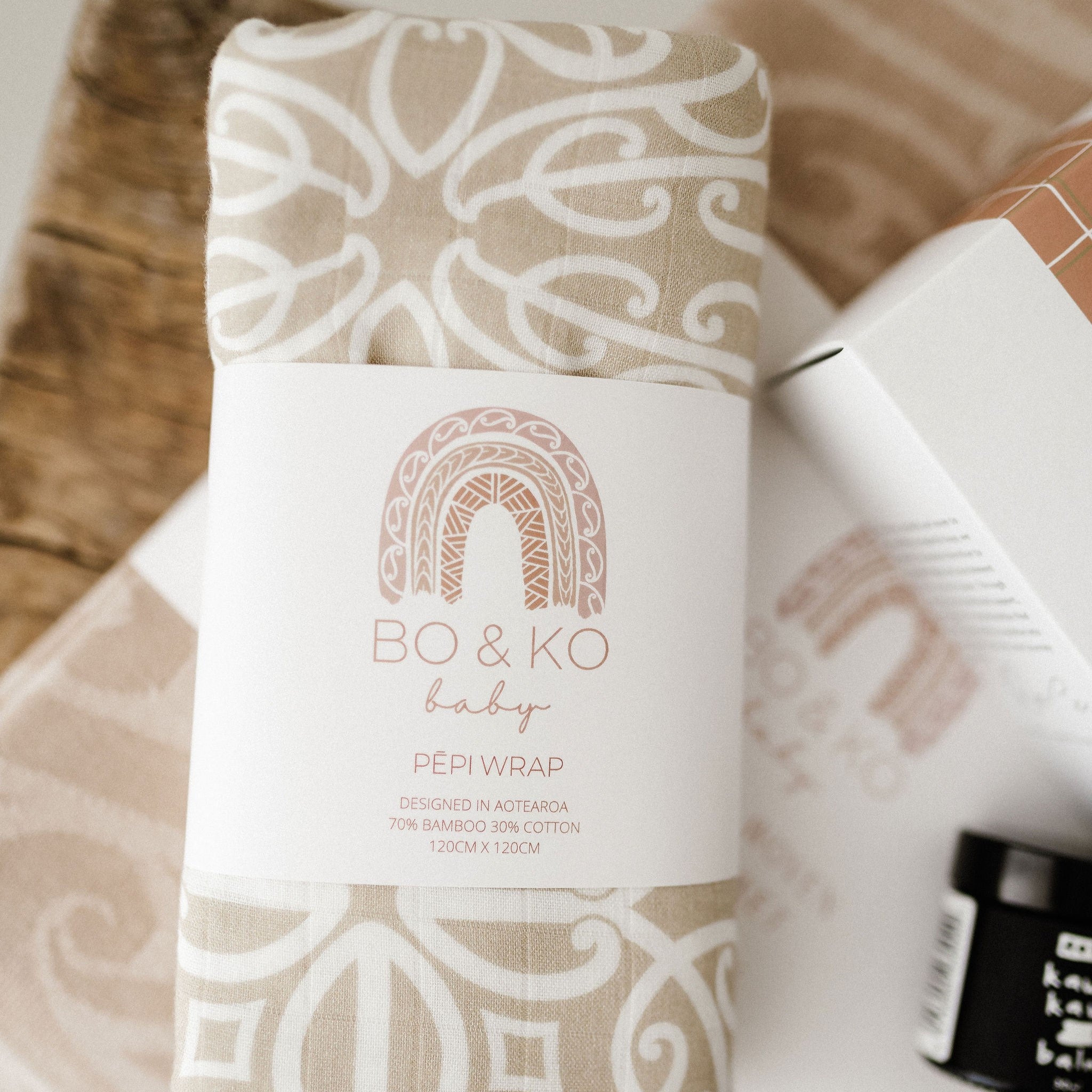 gift box, mama and baby gift, gifting, Māori Māmā, newborn gift, new māmā gift, cultural gift, lactation, rongoa