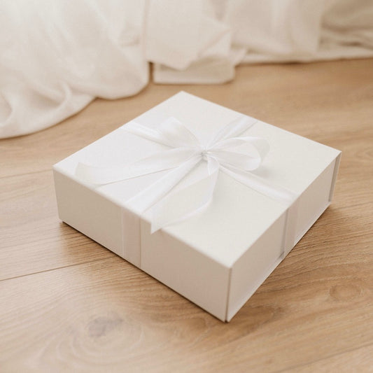 Island Mama & Pepe Gift Box