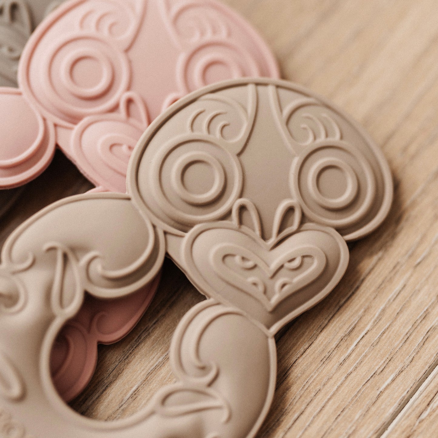 Tiki Teether | Latte