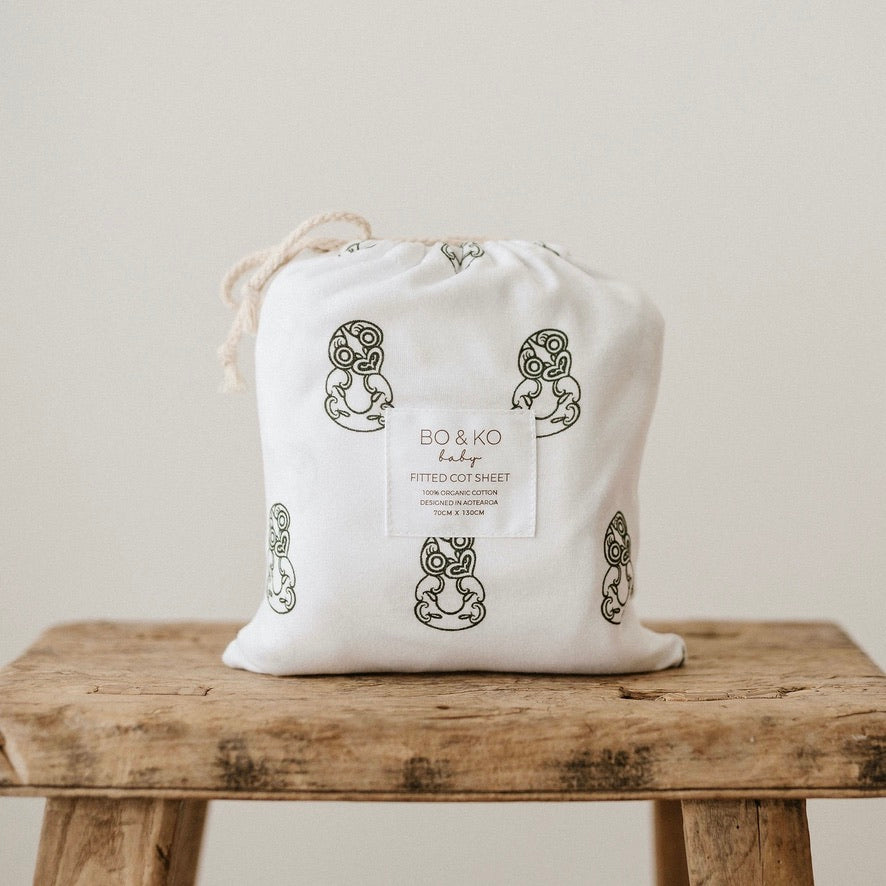 Māori cot sheet, Tiki cot sheet, Māori baby, maori, cultural baby, cot sheet, pepe cot sheet, pēpi cot sheet,Tiki, Tiki baby, green tiki