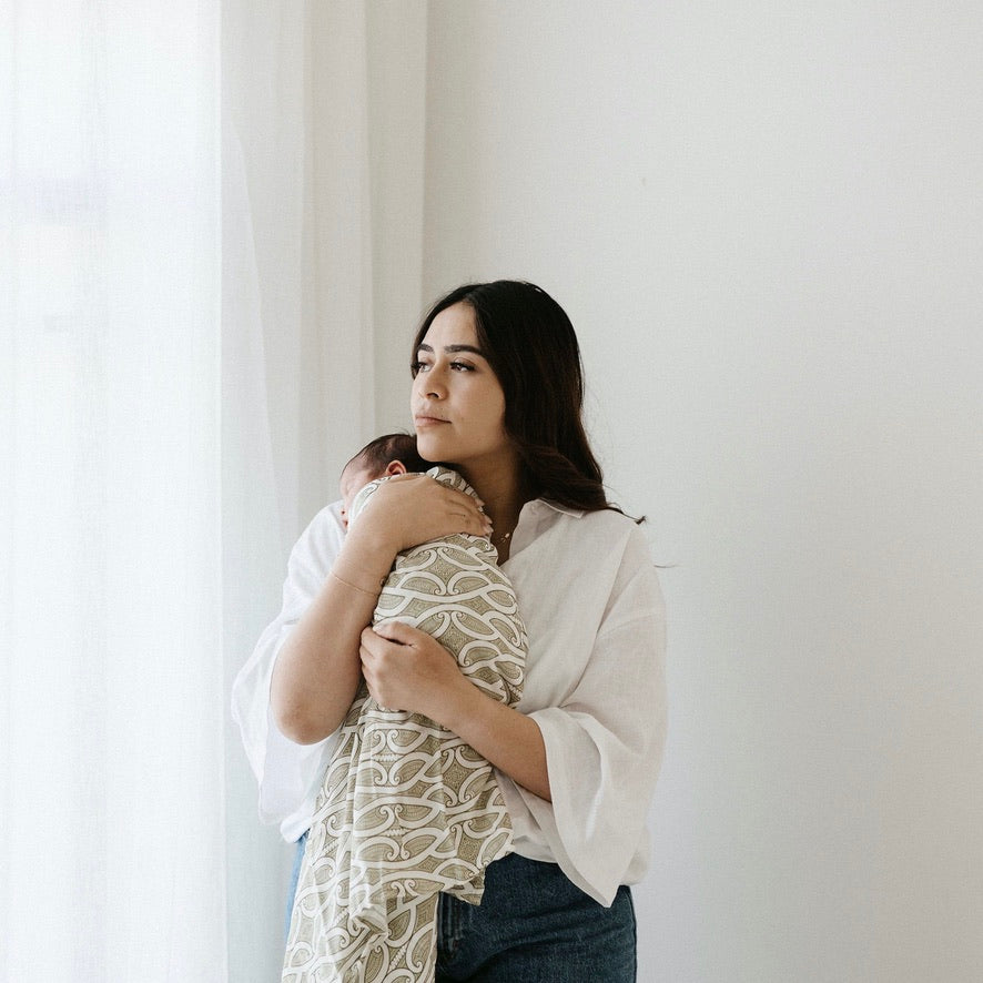 Māori baby, maori, cultural baby, baby wrap, pepe wrap, pēpi wrap, swaddle, feeding cover, nursing cover, shade cloth, baby shade cloth, light baby blanket, bamboo and cotton blend, cultural baby, burp cloth, Māori pēpi wrap