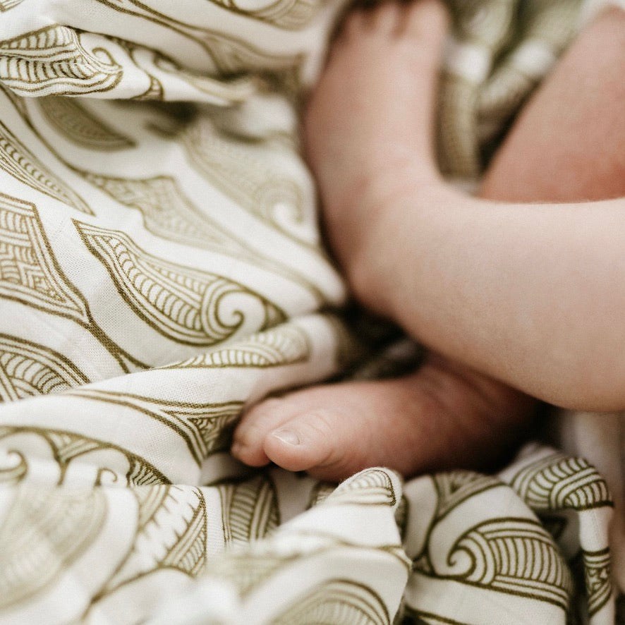 Māori baby, maori, cultural baby, baby wrap, pepe wrap, pēpi wrap, swaddle, feeding cover, nursing cover, shade cloth, baby shade cloth, light baby blanket, bamboo and cotton blend, cultural baby, burp cloth, Māori pēpi wrap