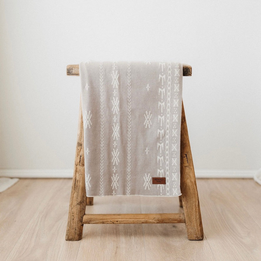 GOTS certified organic cotton, Baby blanket, poly baby blanket, baby, pacific island baby blanket, warm blanket, Neutral Blanket, beige, pram blanket, paraikete, heirloom blanket, organic cotton, woven, pēpi, baby, pepe, samoan baby, tongan baby, cook island baby, niue baby, fiji baby, island baby, nesian baby, polynesian baby, polynesian baby blanket, cultural baby blanket, pacific island baby products