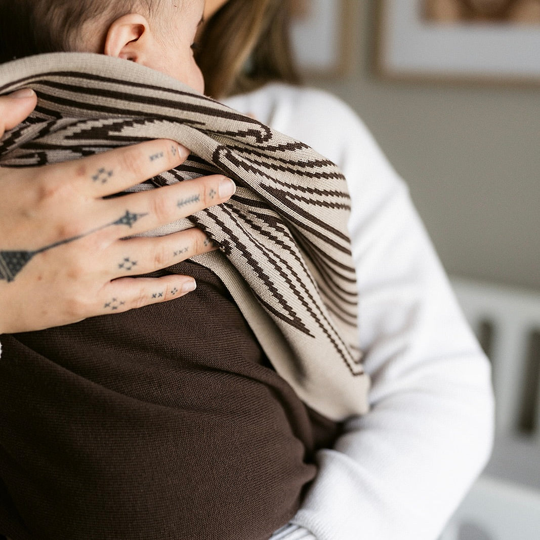 GOTS certified organic cotton, Baby blanket, maori baby blanket, Māori baby, Māori baby blanket, warm blanket, Neutral Blanket, beige, pram blanket, paraikete, heirloom blanket, organic cotton, woven, pēpi, baby, pepe, brown blanket, brown baby blanket, māori 