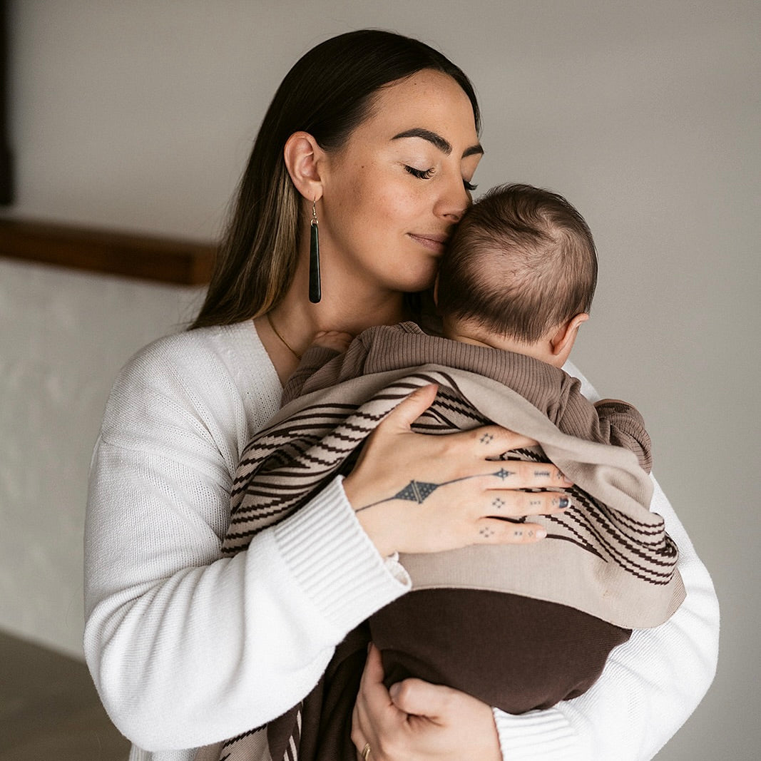 GOTS certified organic cotton, Baby blanket, maori baby blanket, Māori baby, Māori baby blanket, warm blanket, Neutral Blanket, beige, pram blanket, paraikete, heirloom blanket, organic cotton, woven, pēpi, baby, pepe, brown blanket, brown baby blanket, māori 