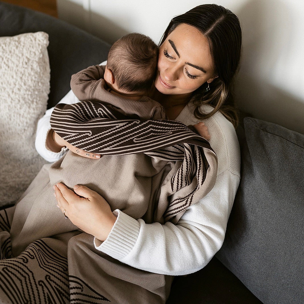 GOTS certified organic cotton, Baby blanket, maori baby blanket, Māori baby, Māori baby blanket, warm blanket, Neutral Blanket, beige, pram blanket, paraikete, heirloom blanket, organic cotton, woven, pēpi, baby, pepe, brown blanket, brown baby blanket, māori 