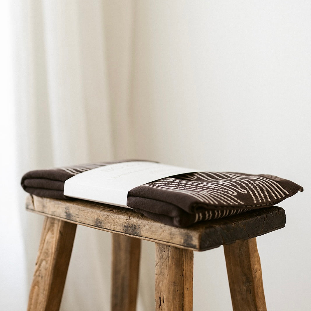 GOTS certified organic cotton, Baby blanket, maori baby blanket, Māori baby, Māori baby blanket, warm blanket, Neutral Blanket, beige, pram blanket, paraikete, heirloom blanket, organic cotton, woven, pēpi, baby, pepe, brown blanket, brown baby blanket, māori 