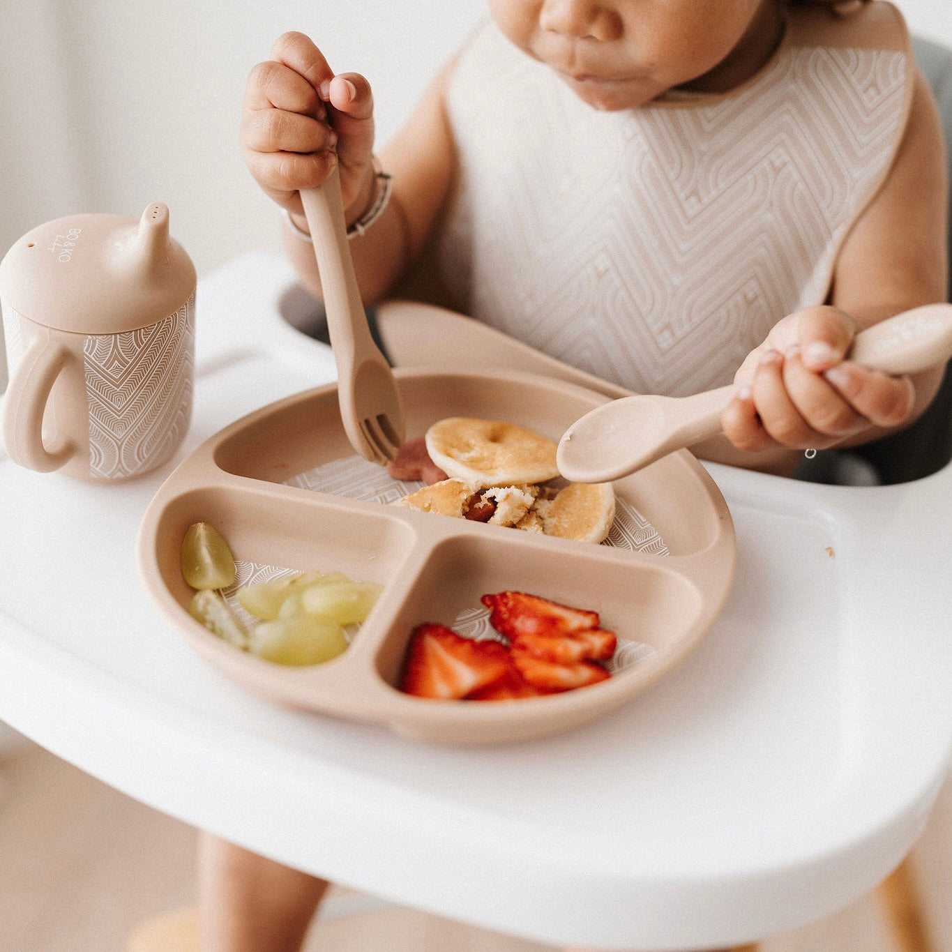 Essentials Feeding Set | Tan